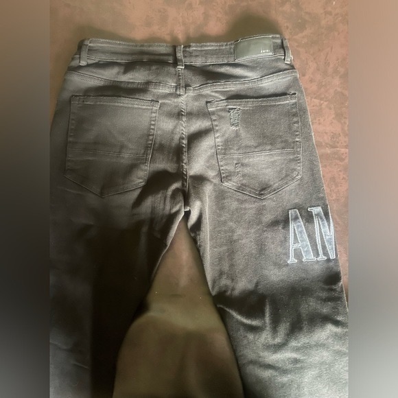 AmiriJeans - Picture 3 of 3